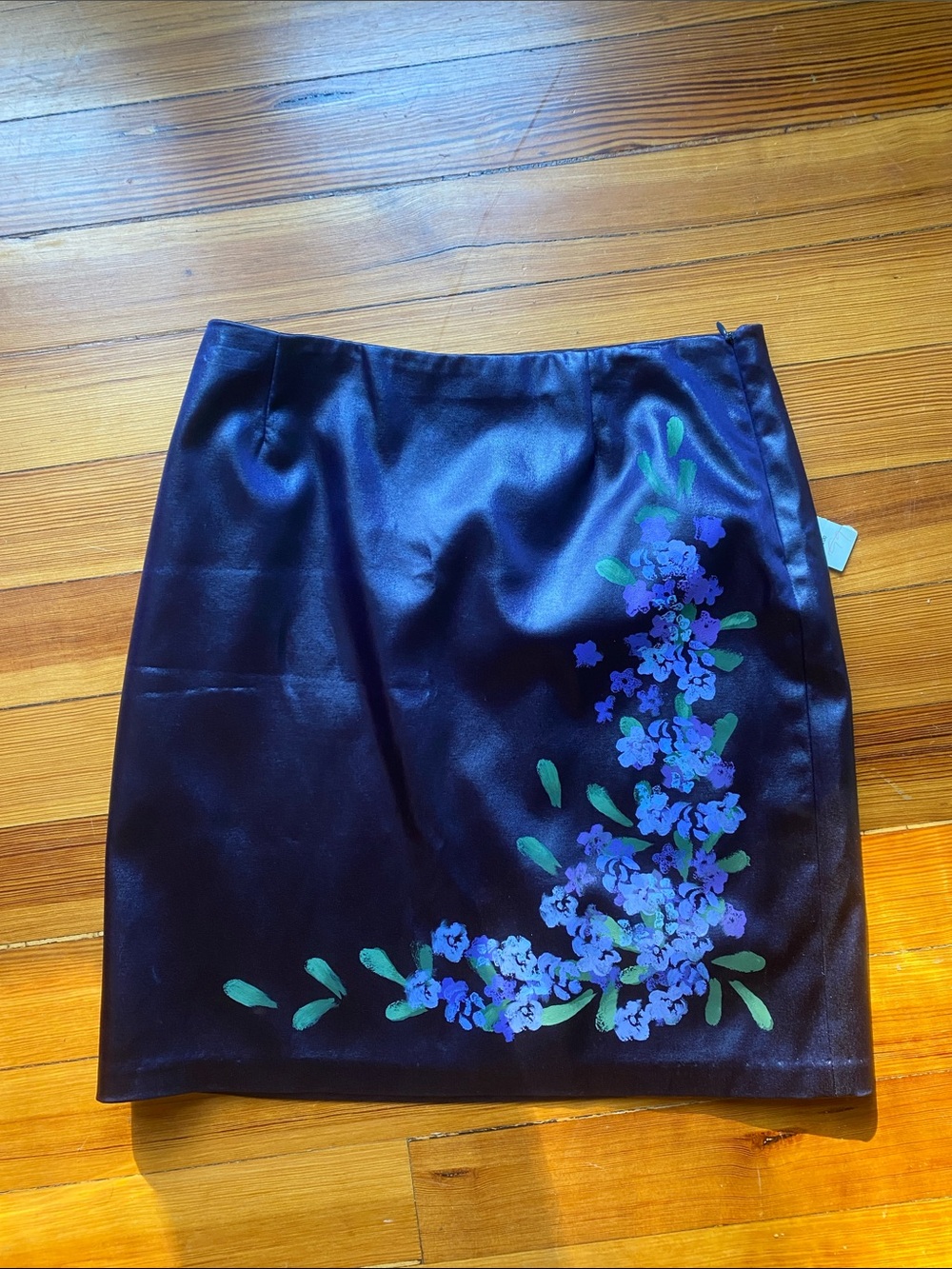 New Vintage y2k Cache purple satin skirt with handpainted flowers made USA